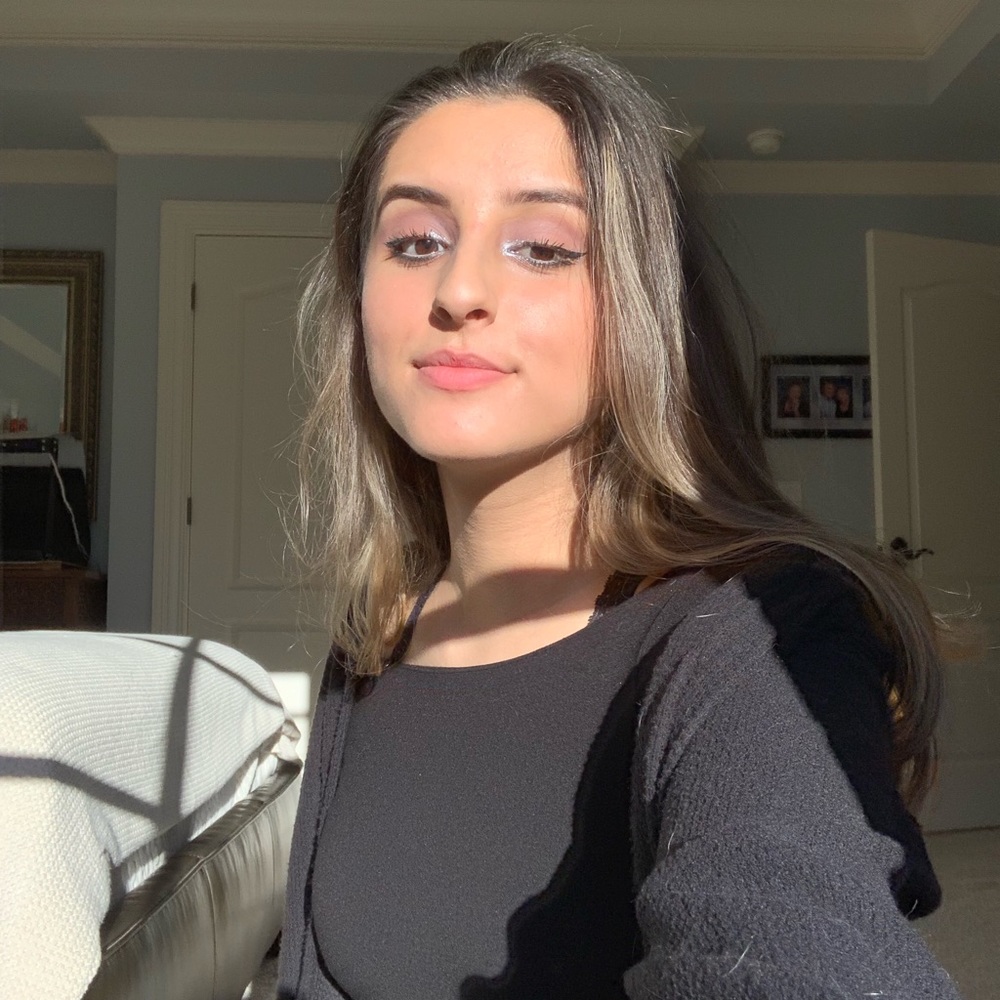 Meet your Posher, Lana